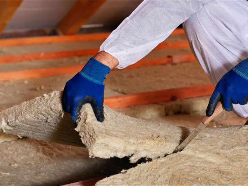 On-Site Pullout Testing of Bond Strength Between Insulation Board and Base Coat