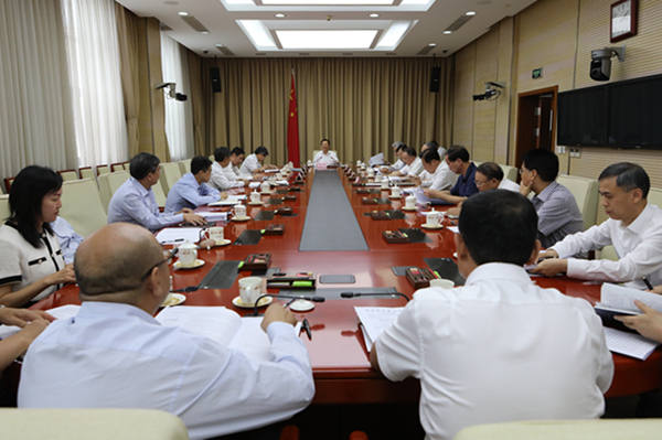 农业农村部召开常务会议研究部署进一步做好农产品质量安全监管工作
