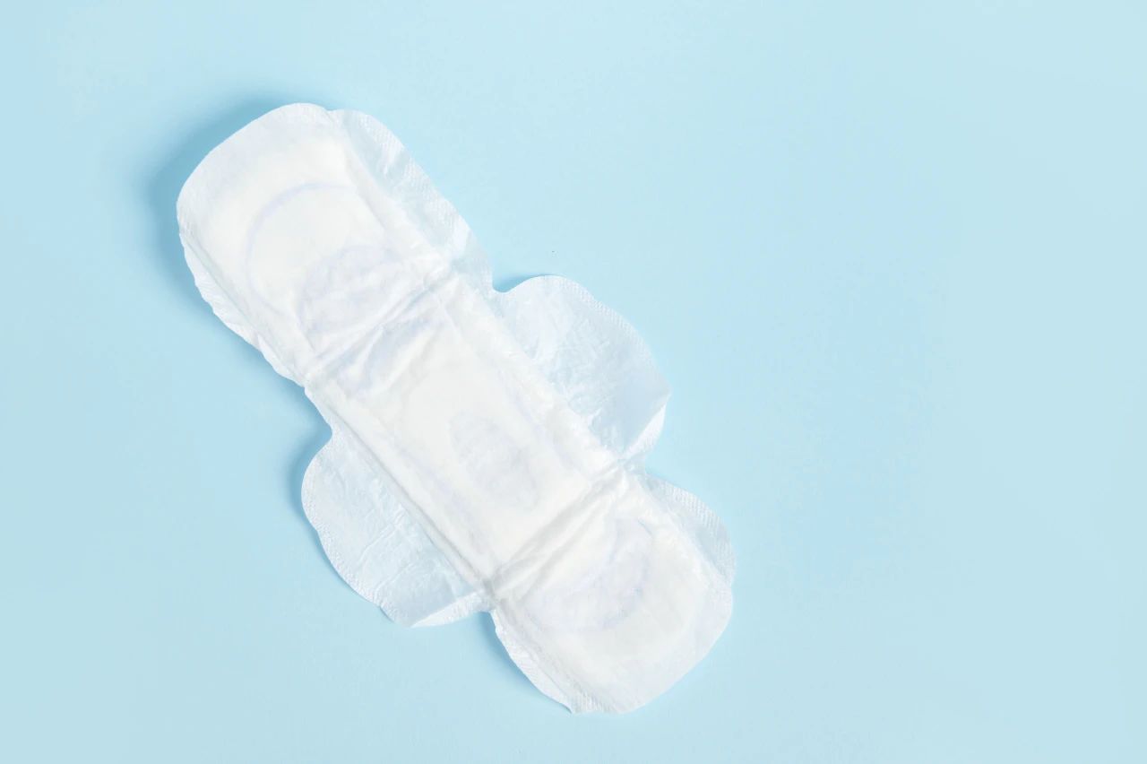守护女性健康防线：一文读懂卫生巾管控标准